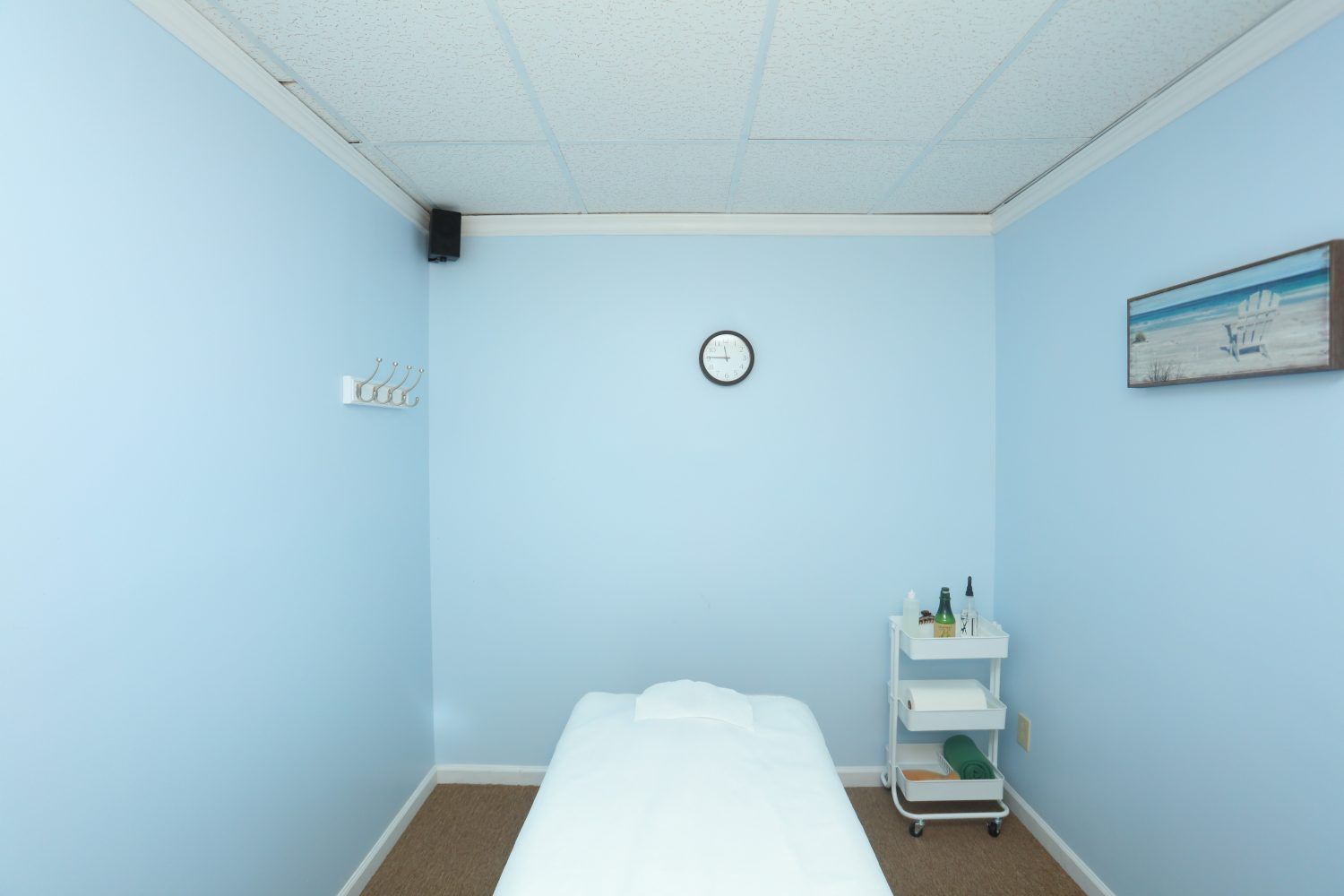 Tranquil massage treatment room at Paradise Massage